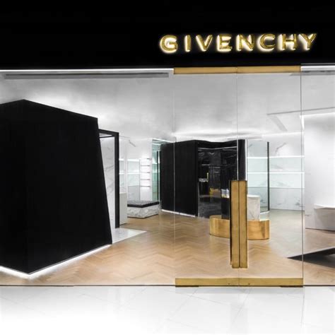 where to but givenchy toronto|Stores result .